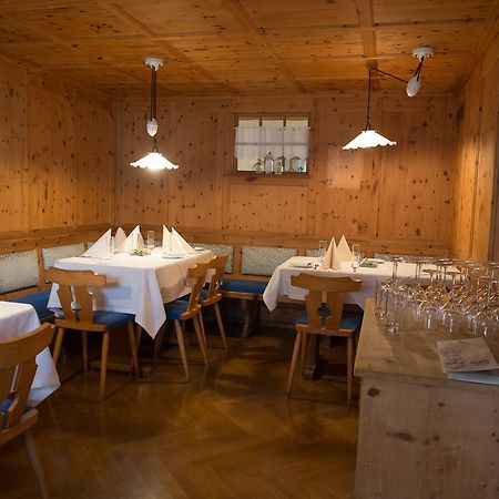 Hotel Gasthof Rossle Nenzing Exterior foto
